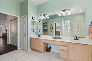 10111 Kingshyre Way, Tampa, FL 33647 - Photo 27