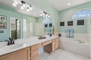 10111 Kingshyre Way, Tampa, FL 33647 - Photo 25