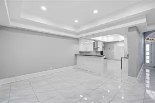 2418 W Palm Dr, Tampa, FL 33629 - Photo 7