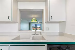 7600 Sun Island Dr S, South Pasadena, FL 33707 - Photo 13