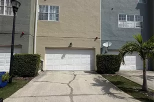 1407 Harbour Walk Rd, Tampa, FL 33602 - Photo 29