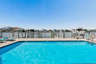620 Bayway Blvd, Clearwater Beach, FL 33767 - Photo 3