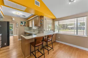 601 45th St N, Saint Petersburg, FL 33713 - Photo 13
