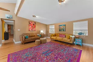 601 45th St N, Saint Petersburg, FL 33713 - Photo 9