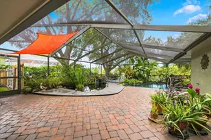 15114 Laurel Cove Cir, Odessa, FL 33556 - Photo 9