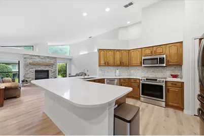15114 Laurel Cove Circle, Odessa, FL 33556 - Photo 17