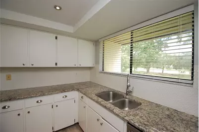 212 Caryl Way #212, Oldsmar, FL 34677 - Photo 5