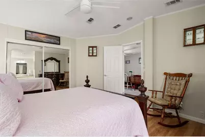 116 Mount Isle Avenue NE #116, Saint Petersburg, FL 33702 - Photo 21