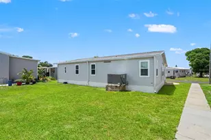 116 Mt Isle Ave NE, Saint Petersburg, FL 33702 - Photo 33