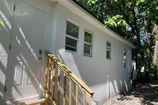 1812 E Okaloosa Ave, Tampa, FL 33604 - Photo 15