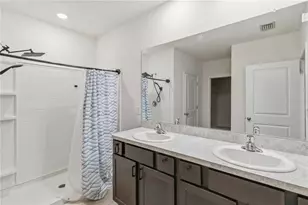 1702 Johnson Pointe Dr, Plant City, FL 33566 - Photo 15