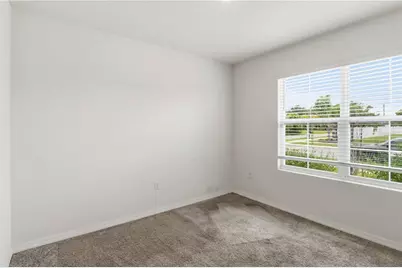1702 Johnson Pointe Drive, Plant City, FL 33566 - Photo 15