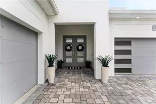 8249 Ivy Stark Blvd, Wesley Chapel, FL 33545 - Photo 3