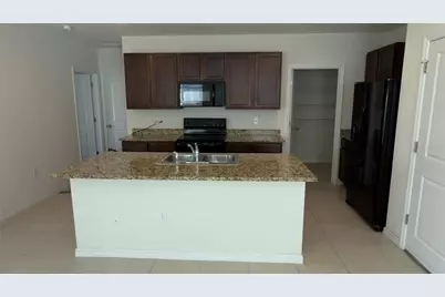 32724 Ansley Bloom Lane, Wesley Chapel, FL 33543 - Photo 9