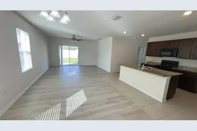 32724 Ansley Bloom Lane, Wesley Chapel, FL 33543 - Photo 5