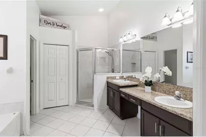35124 Deerfield Oaks Drive, Zephyrhills, FL 33541 - Photo 13