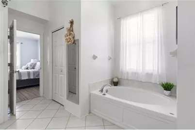 35124 Deerfield Oaks Drive, Zephyrhills, FL 33541 - Photo 15
