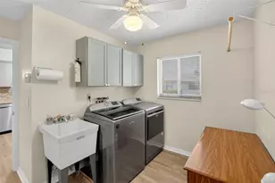 2221 Ivan Ct, Sun City Center, FL 33573 - Photo 37