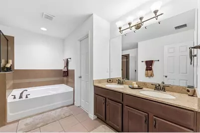 10257 Newminster Loop, Ruskin, FL 33573 - Photo 23