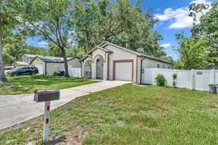 1103 W Kirby St, Tampa, FL 33604 - Photo 5