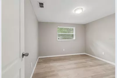 1124 Jadewood Avenue, Clearwater, FL 33759 - Photo 23
