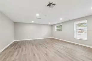 1124 Jadewood Ave, Clearwater, FL 33759 - Photo 5