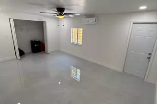427 40th Ave S, Saint Petersburg, FL 33705 - Photo 11