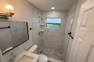427 40th Ave S, Saint Petersburg, FL 33705 - Photo 17