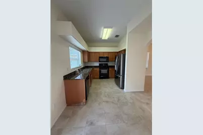 31037 Baclan Drive, Wesley Chapel, FL 33545 - Photo 5