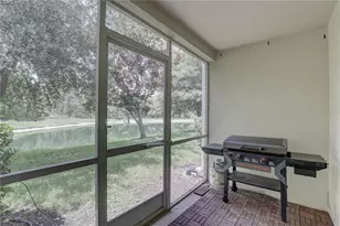 9516 Charlesberg Dr, Tampa, FL 33635 - Photo 33