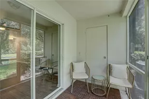 9516 Charlesberg Dr, Tampa, FL 33635 - Photo 33