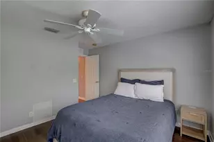 9516 Charlesberg Dr, Tampa, FL 33635 - Photo 5