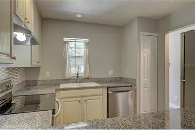 9516 Charlesberg Drive, Tampa, FL 33635 - Photo 29