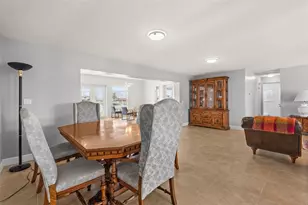 710 116th Ave, Treasure Island, FL 33706 - Photo 11