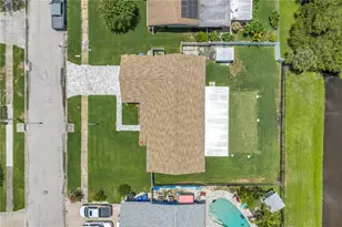5812 16th Ln NE, Saint Petersburg, FL 33703 - Photo 3