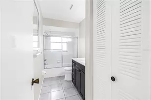 5812 16th Ln NE, Saint Petersburg, FL 33703 - Photo 23