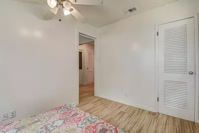 1509 Canterbury Road N, Saint Petersburg, FL 33710 - Photo 29