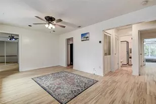 1509 Canterbury Rd N, Saint Petersburg, FL 33710 - Photo 5