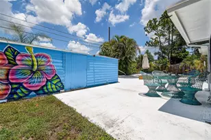 1509 Canterbury Rd N, Saint Petersburg, FL 33710 - Photo 37