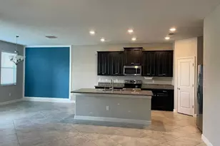 9671 Ivory Dr, Sun City Center, FL 33573 - Photo 5