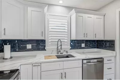 4320 Floramar Terrace, New Port Richey, FL 34652 - Photo 13