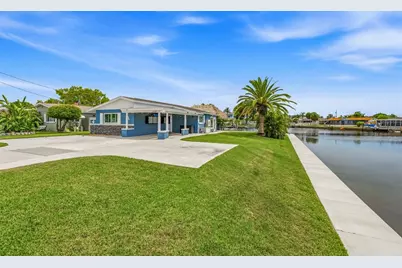 4320 Floramar Terrace, New Port Richey, FL 34652 - Photo 5