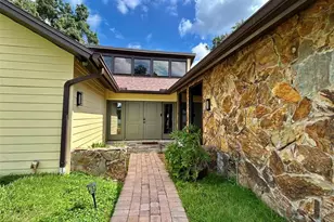 820 Druid Hills Rd, Tampa, FL 33617 - Photo 3