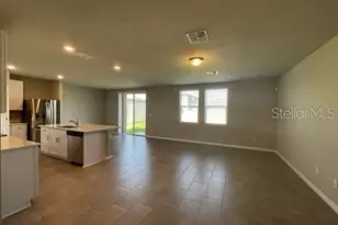 3314 Fresno Pl, Zephyrhills, FL 33541 - Photo 5