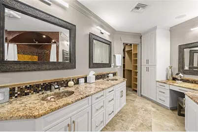2785 Bayside Drive S, Saint Petersburg, FL 33705 - Photo 19