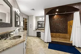 2785 Bayside Dr S, Saint Petersburg, FL 33705 - Photo 21