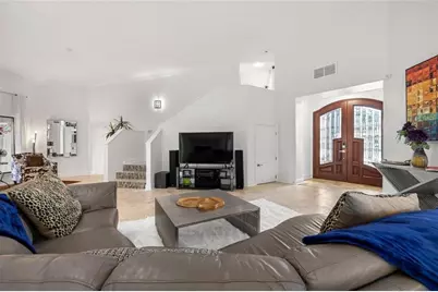 2785 Bayside Drive S, Saint Petersburg, FL 33705 - Photo 9