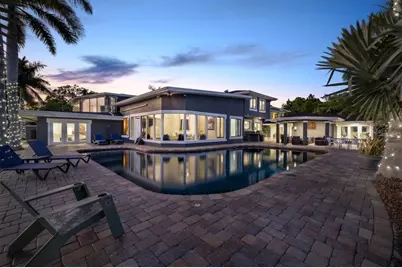 2785 Bayside Drive S, Saint Petersburg, FL 33705 - Photo 5