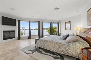 2785 Bayside Dr S, Saint Petersburg, FL 33705 - Photo 23