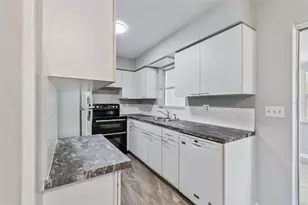 1408 37th St Ct W, Bradenton, FL 34205 - Photo 5